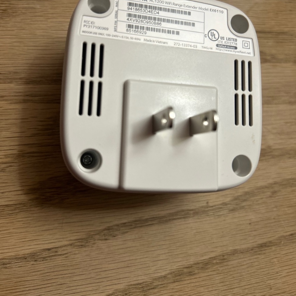 NETGEAR White WiFi extender - Picture 2 of 2